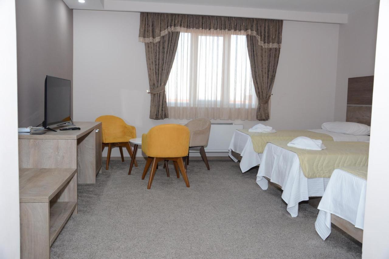 Hotel Intergaj בייאליינה מראה חיצוני תמונה