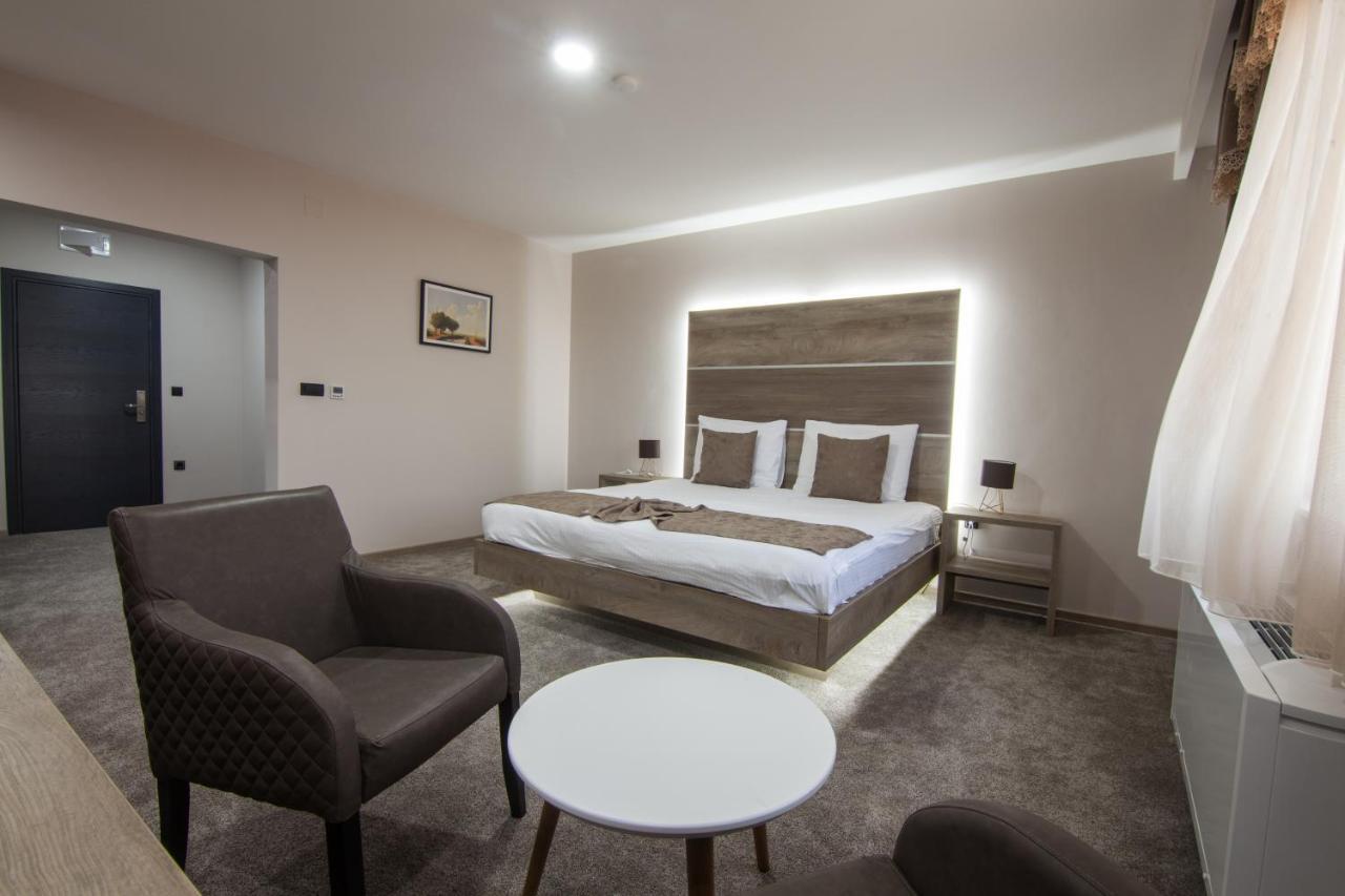 Hotel Intergaj בייאליינה מראה חיצוני תמונה